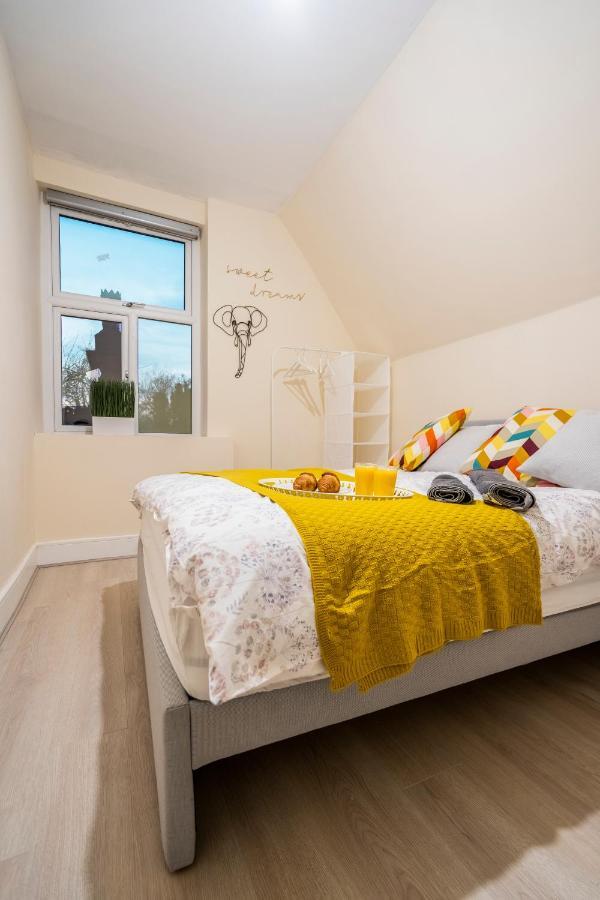 Deluxe 2-Bedroom Flat With Free Parking Бірмінгем Екстер'єр фото